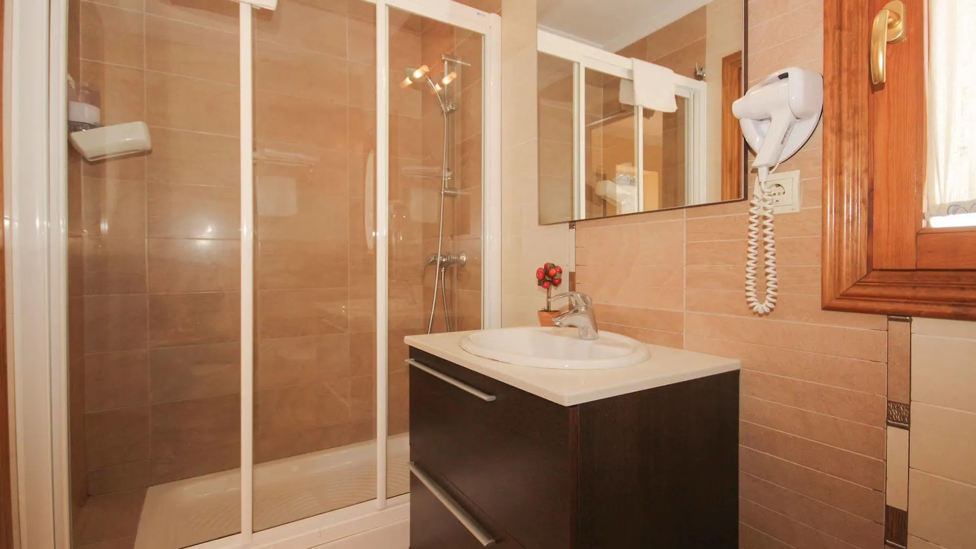 ** Guest house Hostal Costa Azul Granada Spain