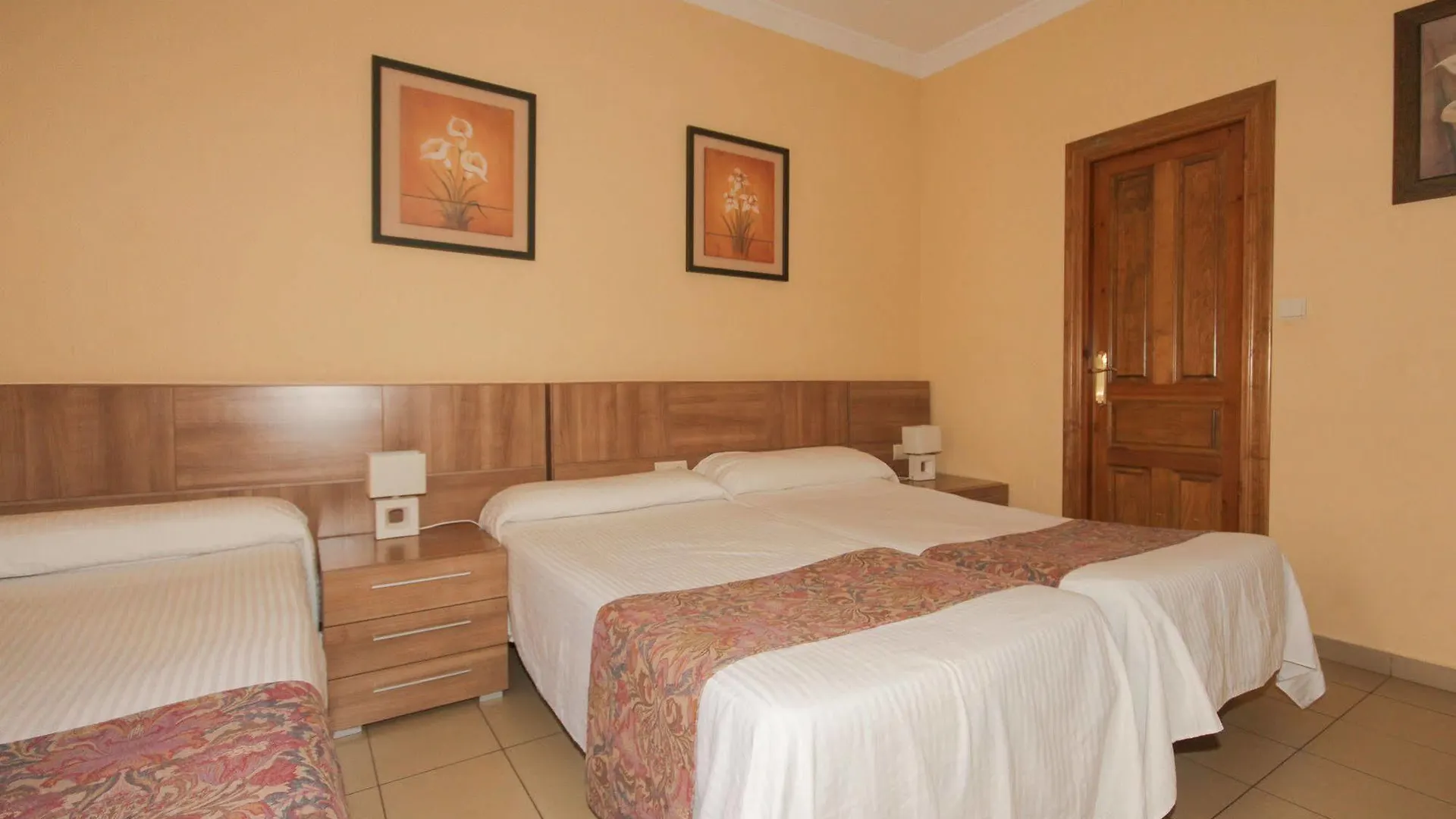 Hostal Costa Azul Granada Gasthof