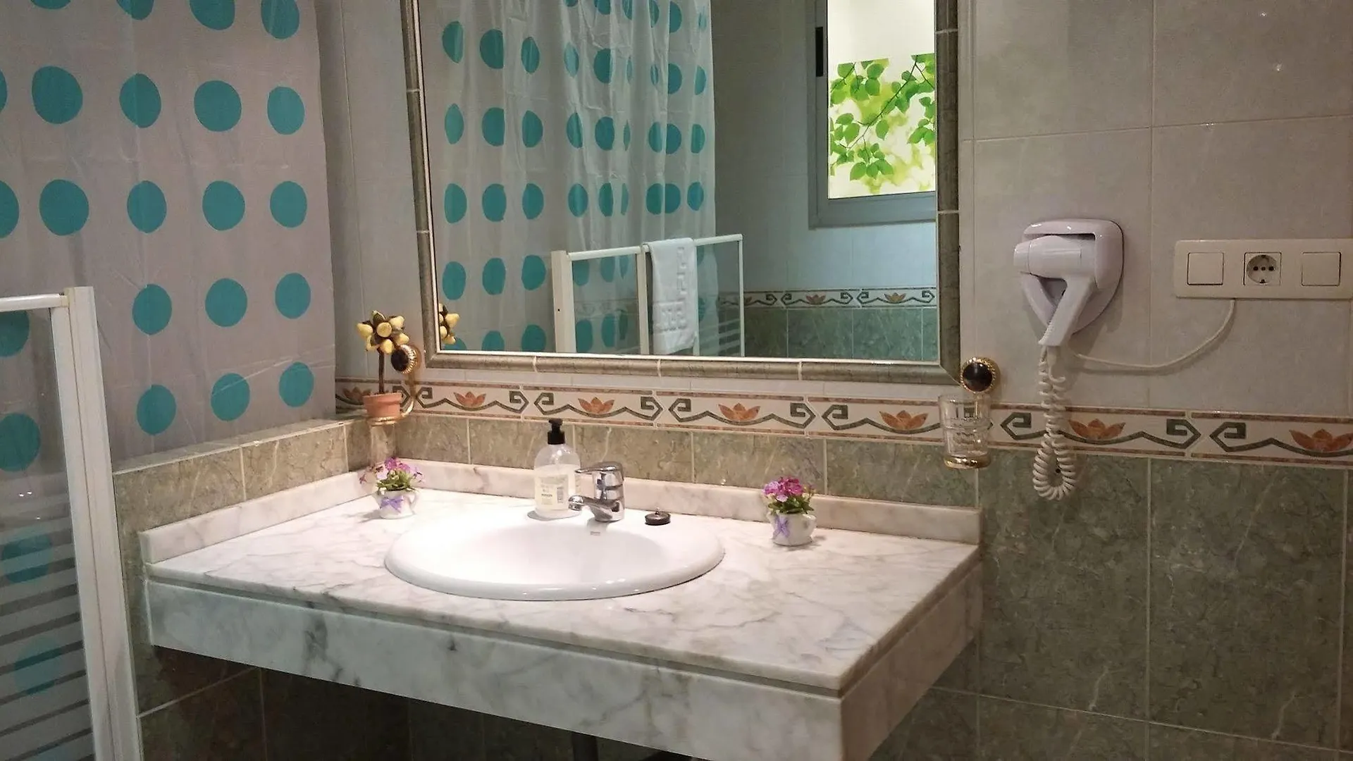 Gasthof Hostal Costa Azul Granada