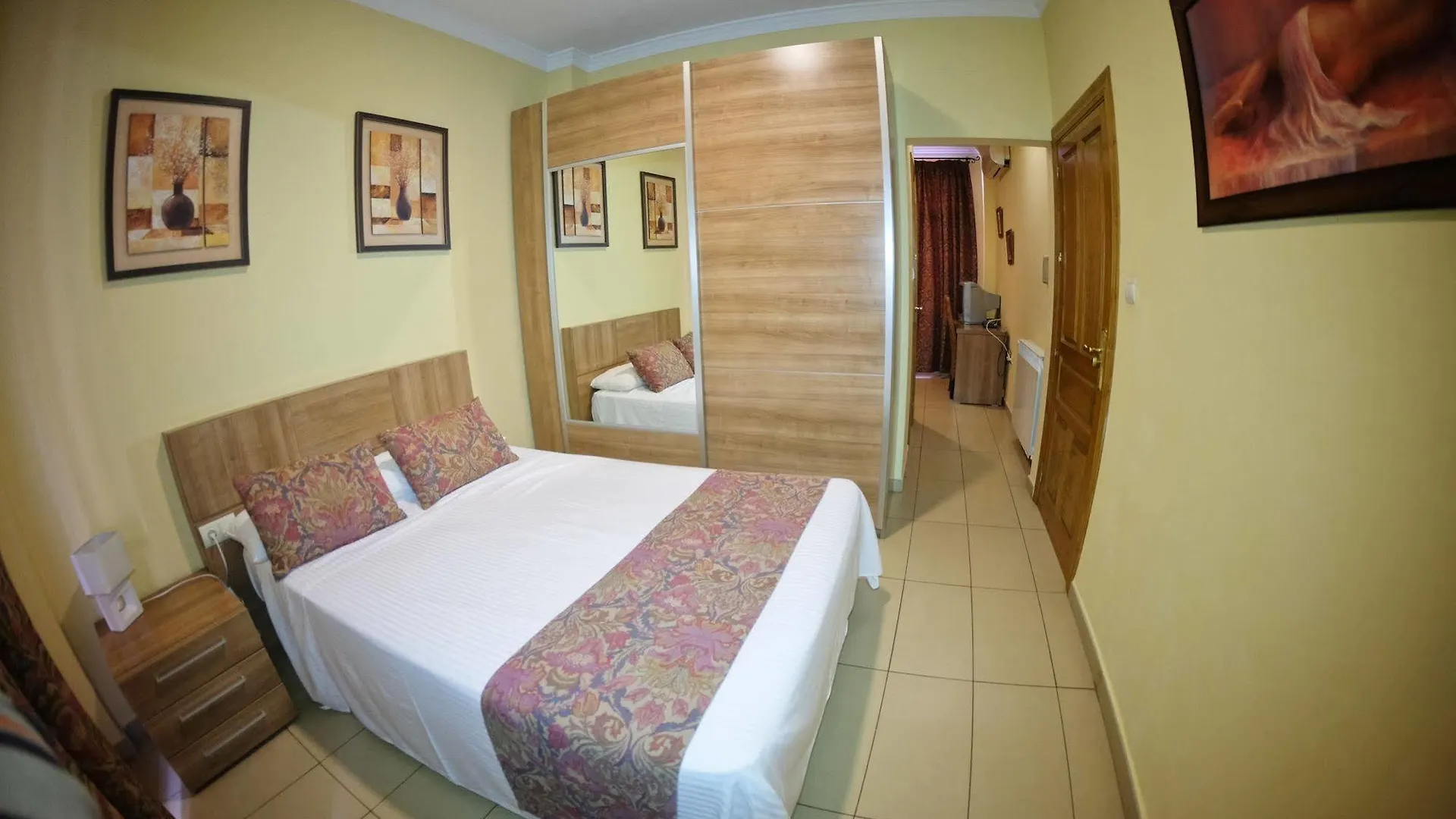 Guest house Hostal Costa Azul Granada
