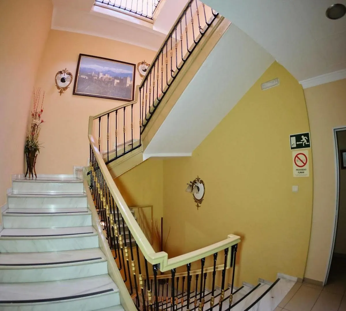 Hostal Costa Azul Granada Guest house